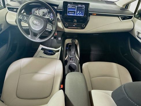 Certified 2022 Toyota Corolla LE image 11