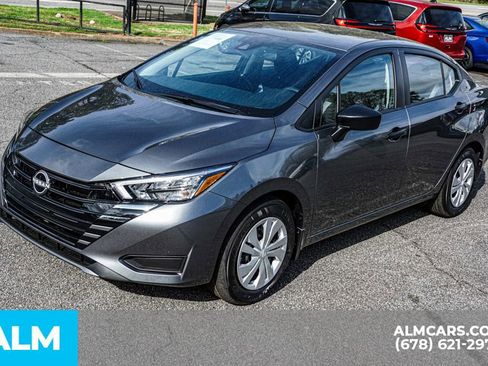 Used 2025 Nissan Versa S w/ Trunk Package image 15