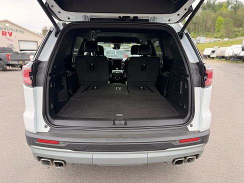 Used 2026 GMC Acadia Elevation w/ Elevation Premium Package AWD/4WD image 18