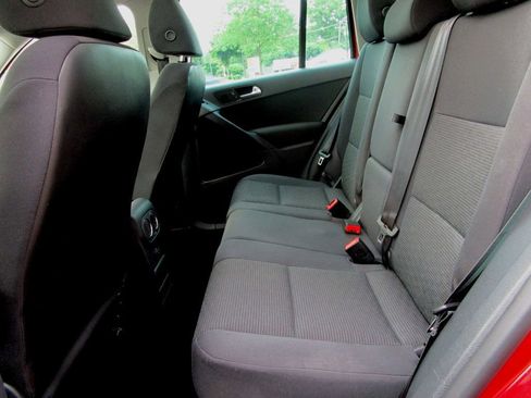 Used 2012 Volkswagen Tiguan SEL image 14
