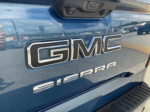 Used 2024 GMC Sierra 1500 Pro w/ Graphite Edition AWD/4WD image 29