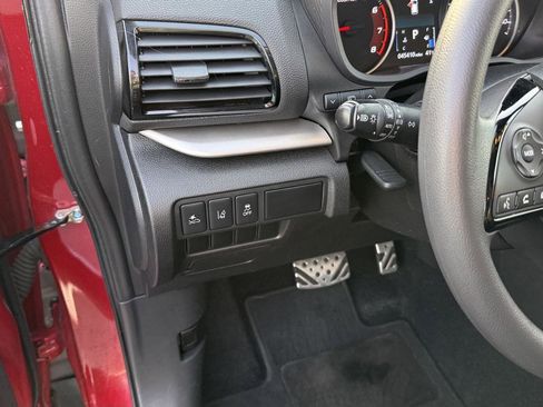 Used 2023 Mitsubishi Eclipse Cross LE image 17