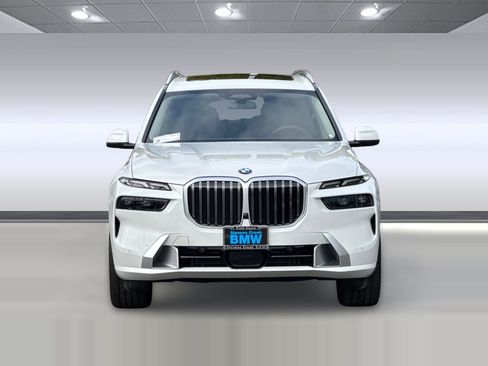 New 2026 BMW X7 xDrive40i image 5