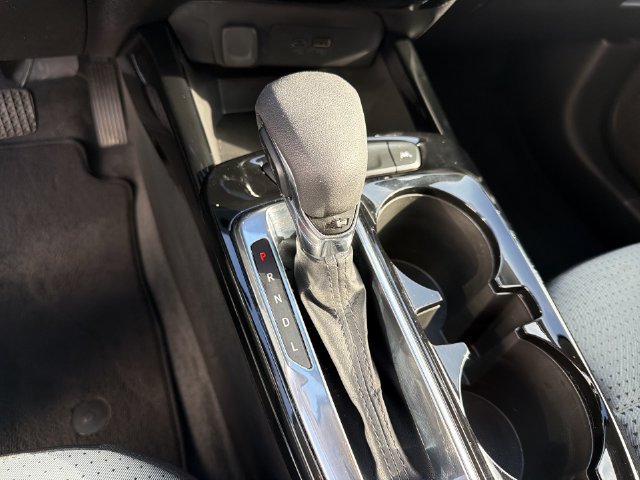 Used 2026 Chevrolet Trax LT FWD image 28