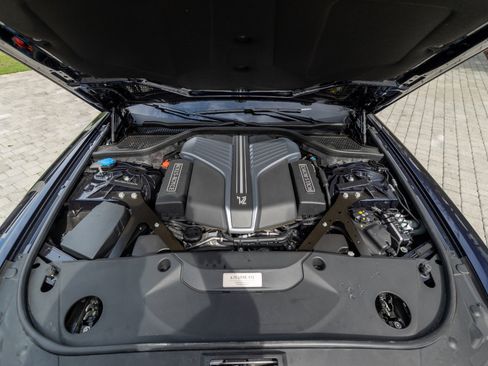 Used 2023 Rolls-Royce Ghost Black Badge w/ Black Badge Ghost Package image 82