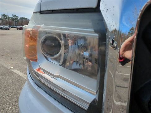 Used 2015 GMC Canyon SLT image 10