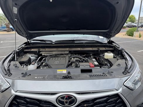 Certified 2025 Toyota Highlander XLE AWD/4WD image 21
