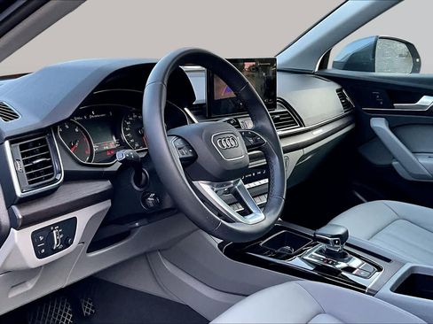 Used 2022 Audi Q5 2.0T Premium AWD/4WD image 17