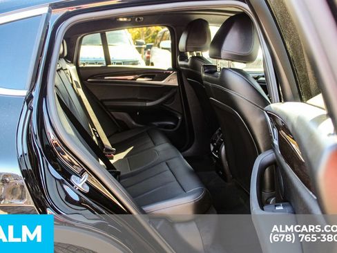 Used 2025 BMW X4 xDrive30i w/ Premium Essential Package image 18