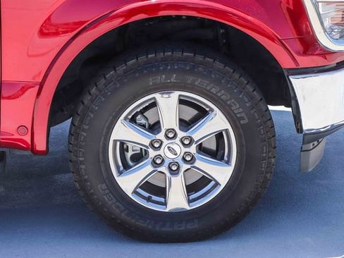 Used 2019 Ford F150 Lariat w/ Equipment Group 502A Luxury AWD/4WD image 10