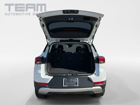 Used 2023 Chevrolet TrailBlazer LT image 13