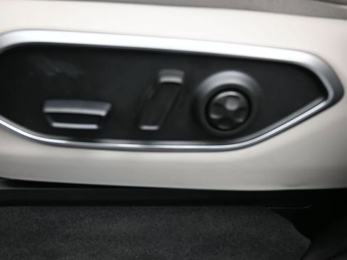 New 2026 Jeep Grand Wagoneer Limited AWD/4WD image 31