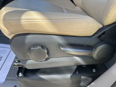 Used 2012 Mercedes-Benz Sprinter 3500 image 10