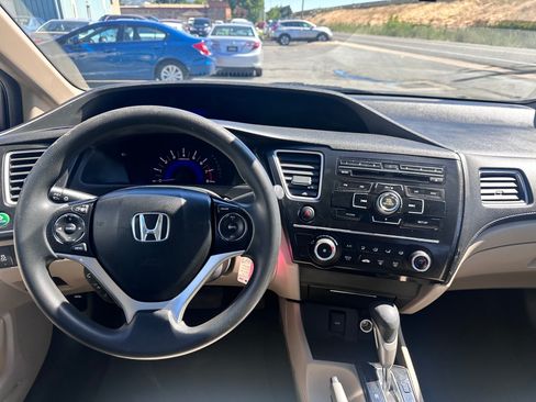 Used 2013 Honda Civic LX image 7
