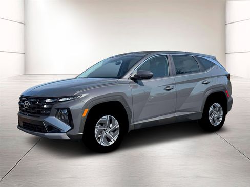 New 2026 Hyundai Tucson Blue SE AWD/4WD image 2
