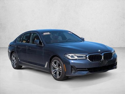 Used 2023 BMW 530i xDrive w/ Executive Package AWD/4WD image 3