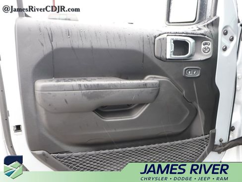 Used 2023 Jeep Wrangler Unlimited Rubicon 4xe AWD/4WD image 20