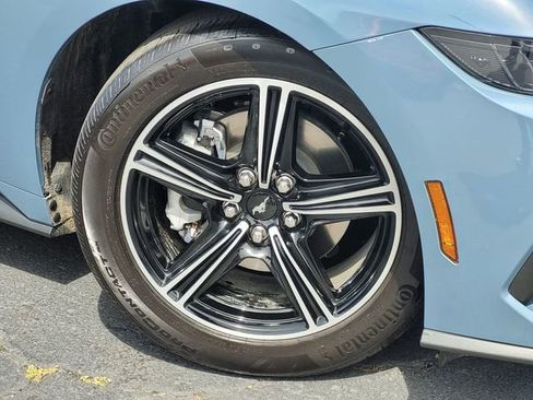 Used 2025 Ford Mustang Convertible RWD image 10