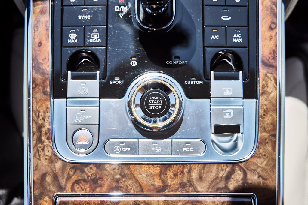 Used 2022 Bentley Flying Spur W12 AWD/4WD image 70