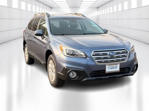 Used 2017 Subaru Outback 2.5i Premium AWD/4WD image 3