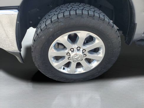 Used 2023 RAM 2500 Big Horn w/ Level 2 Equipment Group image 10