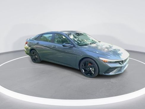 Used 2026 Hyundai Elantra Sport FWD image 2