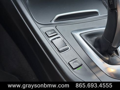 Used 2017 BMW 330i xDrive Sedan AWD/4WD image 28
