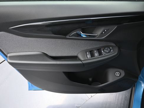 Used 2025 Chevrolet TrailBlazer LT w/ Convenience Package image 24