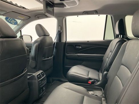 Certified 2021 Honda Pilot Touring image 19