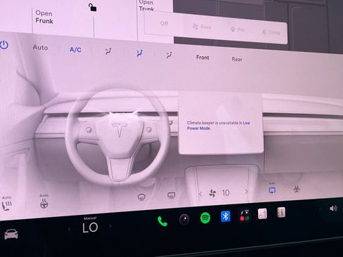 Used 2022 Tesla Model Y Performance AWD/4WD image 23