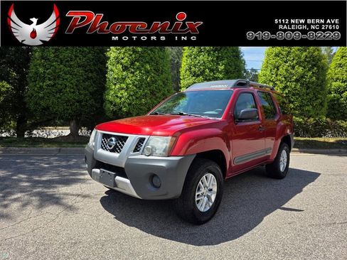 Used 2014 Nissan Xterra S image 1