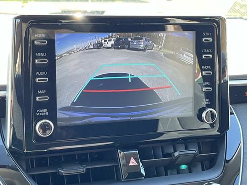 Used 2020 Toyota Corolla LE image 31