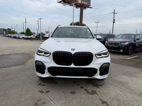 Used 2021 BMW X5 sDrive40i w/ M Sport Package RWD image 2