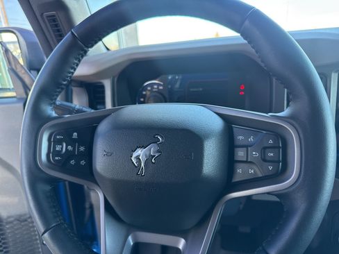Used 2024 Ford Bronco Wildtrak image 29