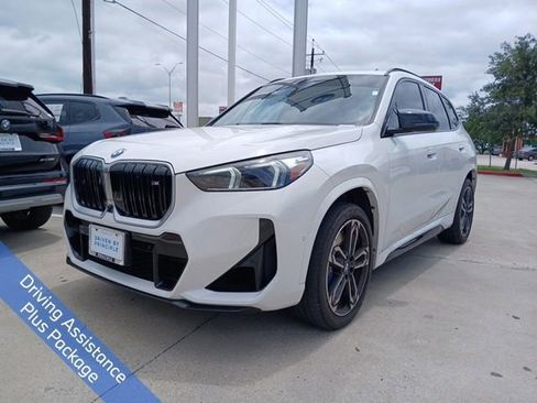 Certified 2025 BMW X1 M35i w/ Premium Package AWD/4WD image 3