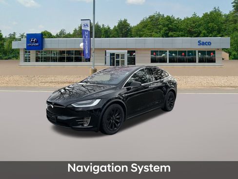 Used 2018 Tesla Model X 75D image 2