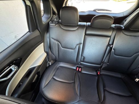 Used 2025 Jeep Compass Limited AWD/4WD image 35
