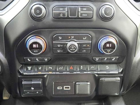 Certified 2022 Chevrolet Silverado 3500 LTZ w/ LTZ Texas Edition image 20