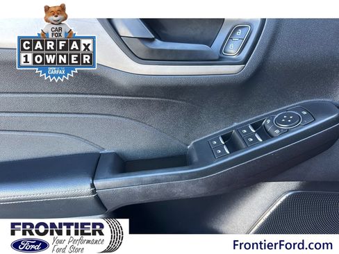 Certified 2022 Ford Escape SE w/ SE Sport Appearance Package AWD/4WD image 12