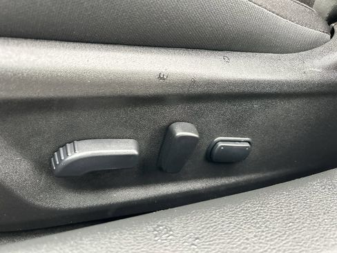 Used 2024 Nissan Altima 2.5 SV w/ SV Premium Package image 19