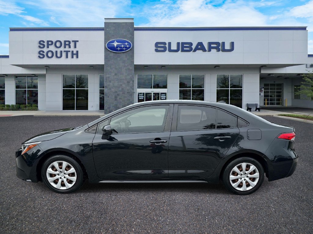 Used 2021 Toyota Corolla LE FWD image 7