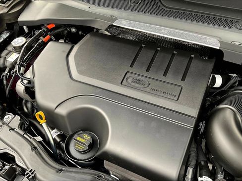 New 2026 Land Rover Discovery Sport Landmark image 16