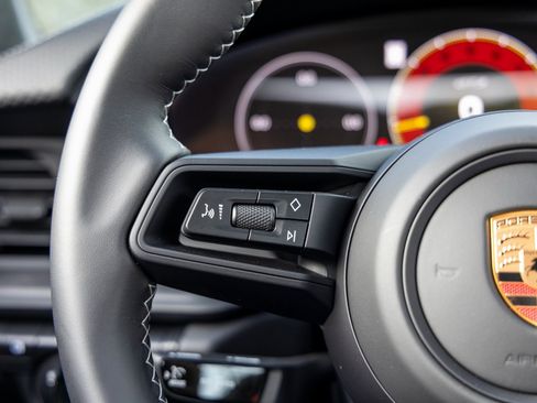 Used 2026 Porsche 911 GT3 image 34