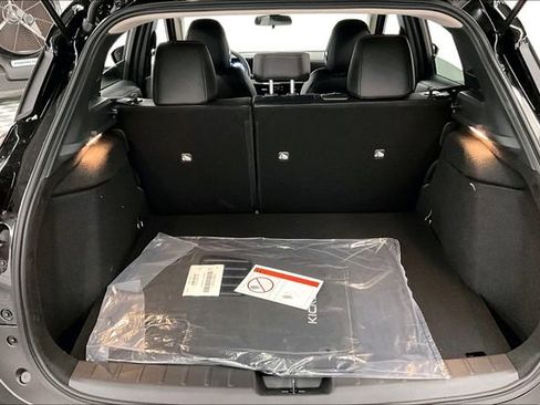 New 2026 Nissan Kicks SR w/ SR Premium Package AWD/4WD image 36