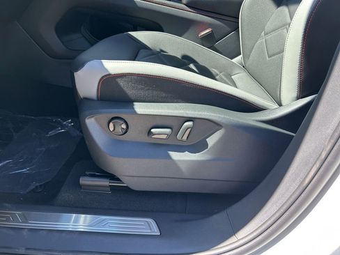 New 2026 Volkswagen Atlas Peak Edition AWD/4WD image 16