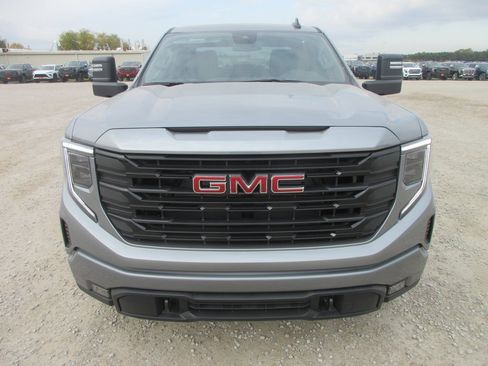 New 2026 GMC Sierra 1500 Elevation image 11