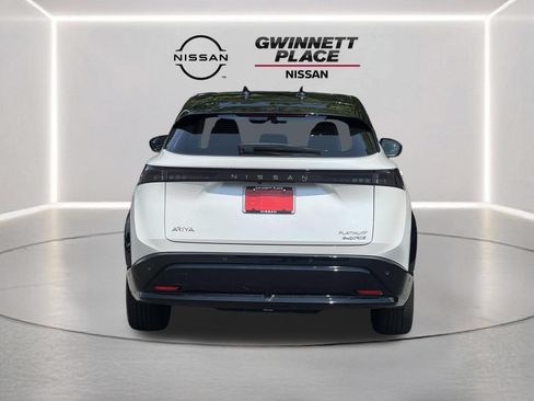Certified 2024 Nissan Ariya AWD image 27