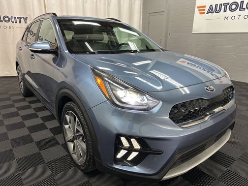 Used 2021 Kia Niro Touring image 3