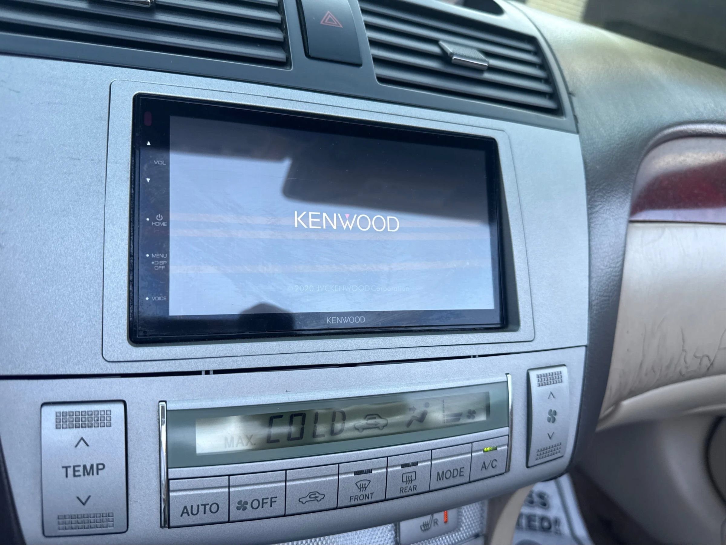 Used 2005 Toyota Solara SLE FWD image 16