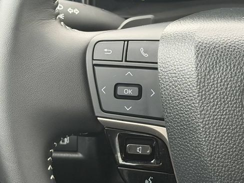 Certified 2025 Toyota Camry SE FWD image 26